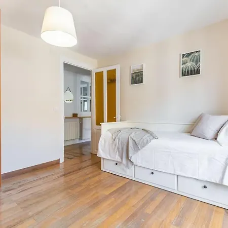 Apartamento De Diseno En El Centro De *