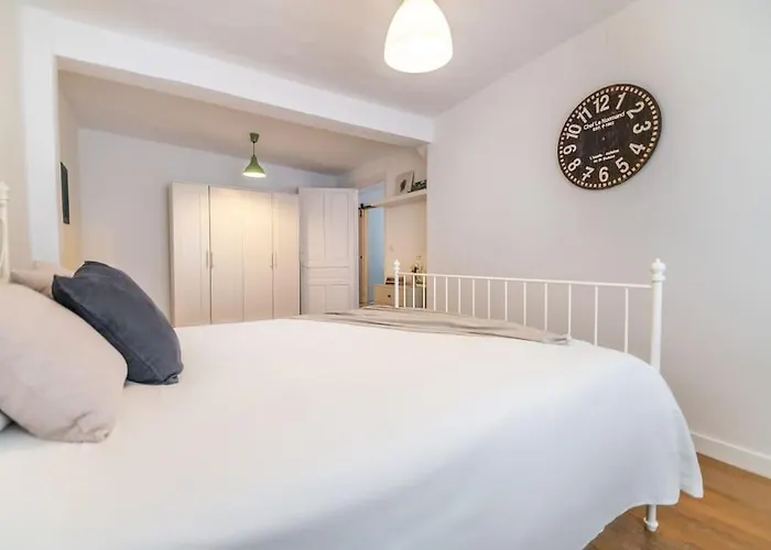 Lejlighed De Diseno En El Centro De *