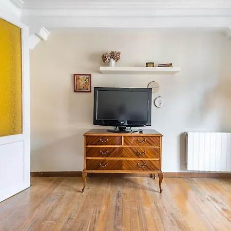 De Diseno En El Centro De アパート カストロ・ウルディアレス