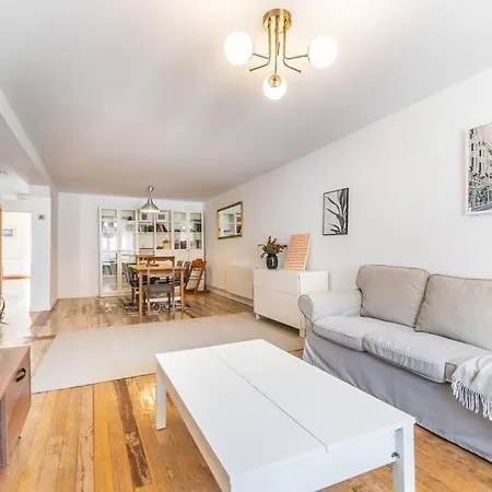 アパート De Diseno En El Centro De カストロ・ウルディアレス